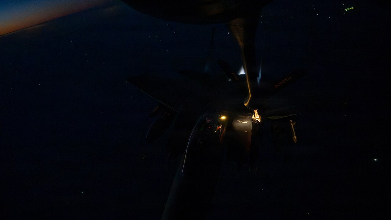 kc-135-refuels-f-15s-night-centcom