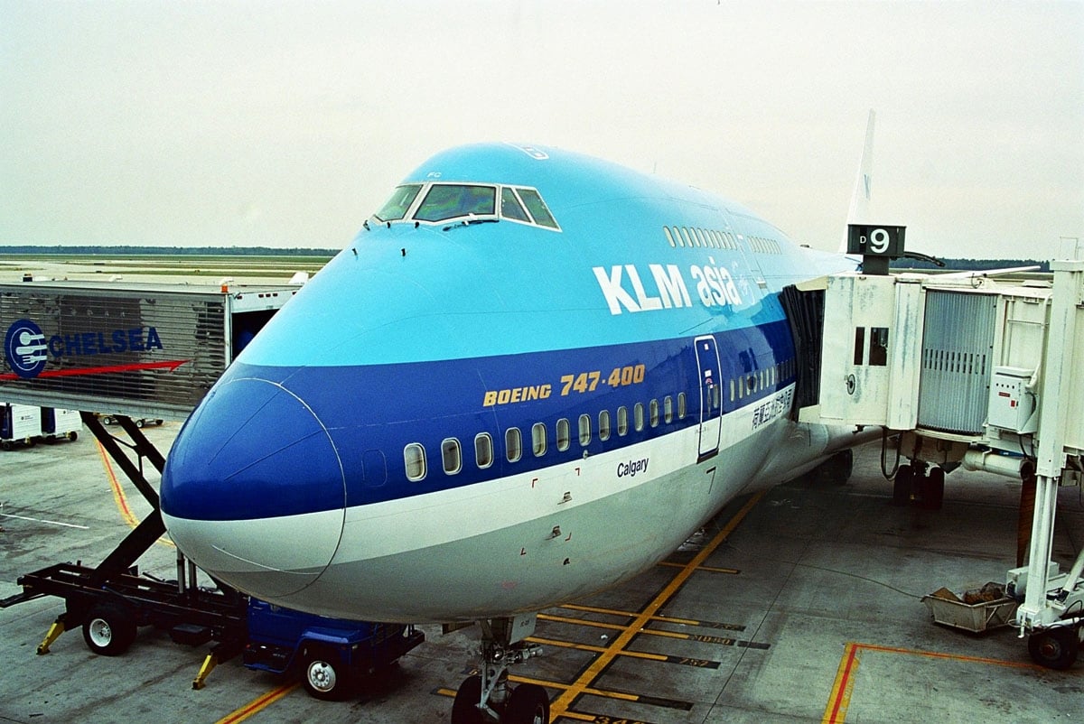 The nose of KLM 747 PH-BFC showing the name City of Calgary