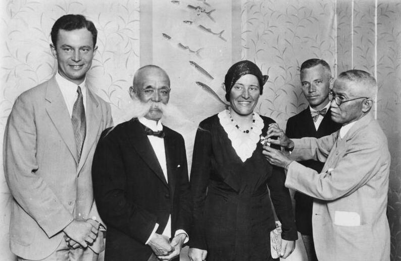 Marga von Etzdorf being decorated in Tokyo