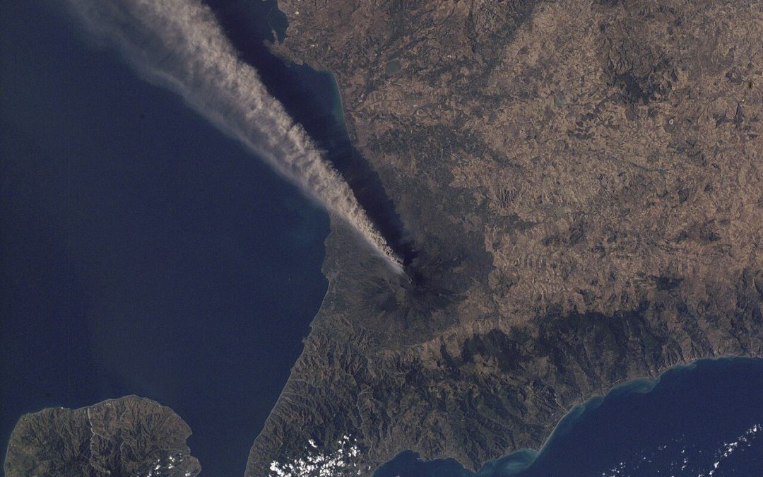 Etna Ash Shuts Catania Airport Until Sunday: Red Alert Over Sicily