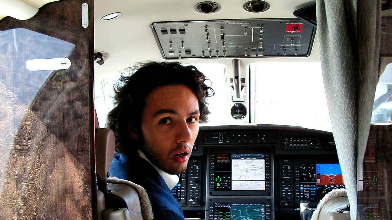 The flight deck of a Pilatus PC-12 NG showing its glass cockpit displays