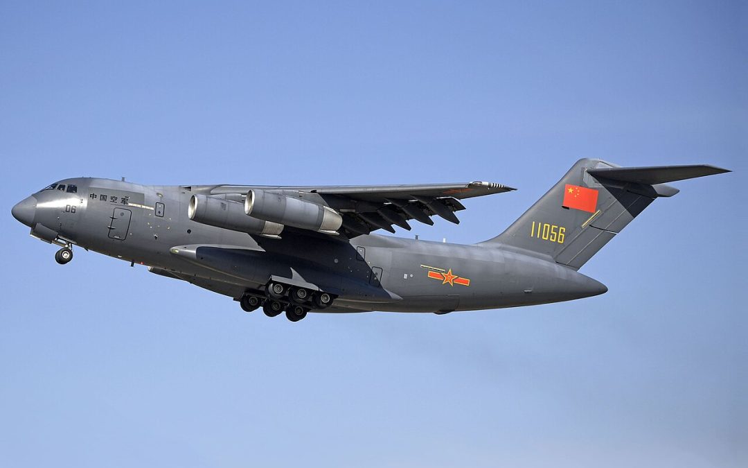Chinesischer Y-20-Tanker betankt ägyptische Rafale in erster