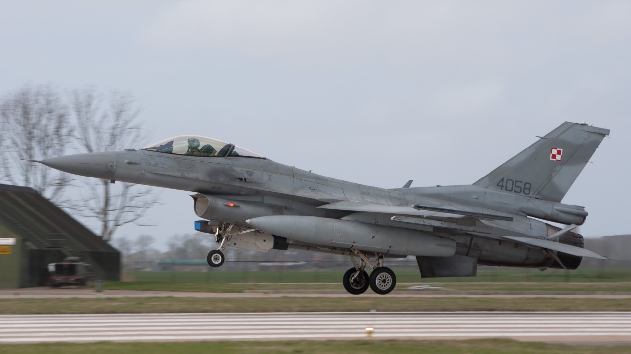 A Polish Air Force F-16C Fighting Falcon