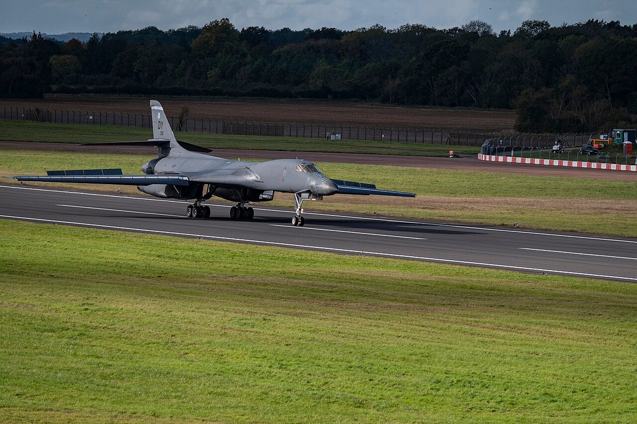 B-1B Lancer landing at RAF Fairford