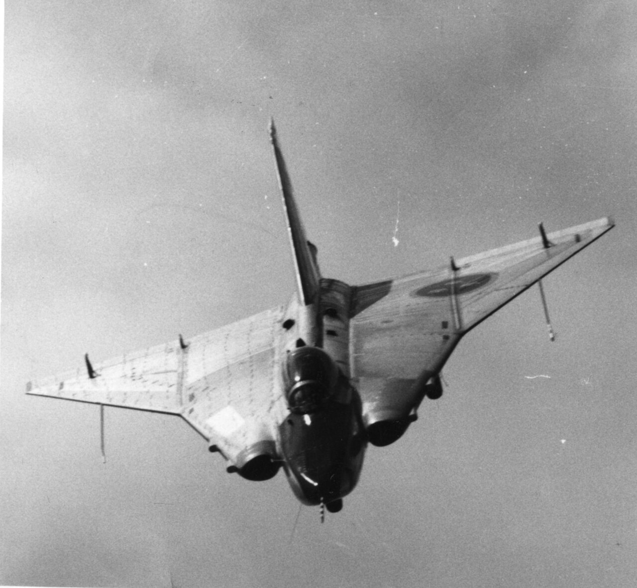 Saab 210 Lilldraken, the double-delta testbed for the Draken