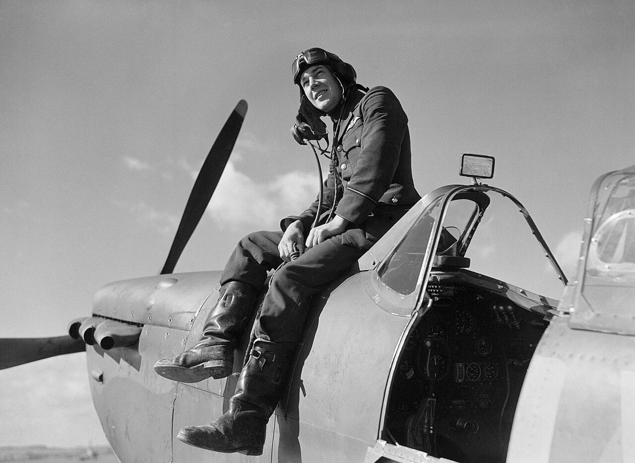 A Supermarine Spitfire Mk I of No. 19 Squadron in 1940