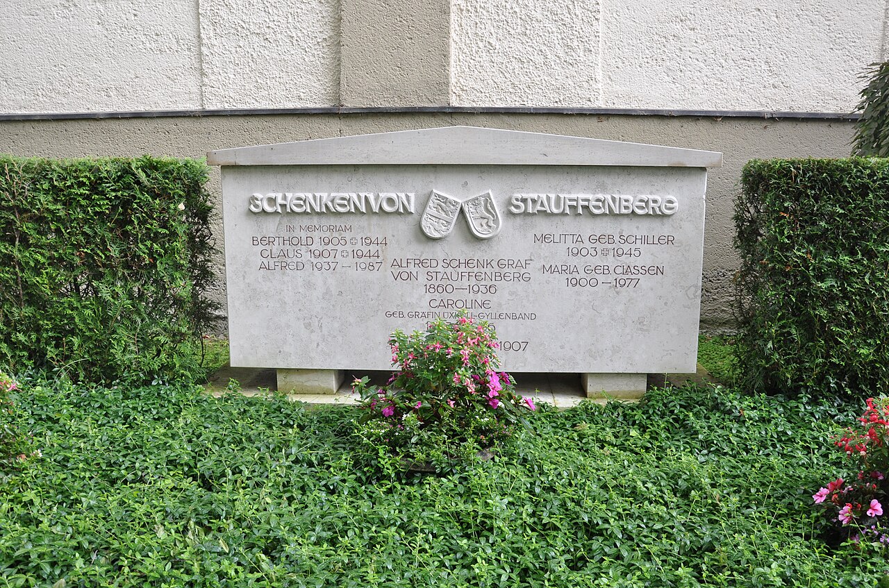 The Stauffenberg family grave at Lautlingen