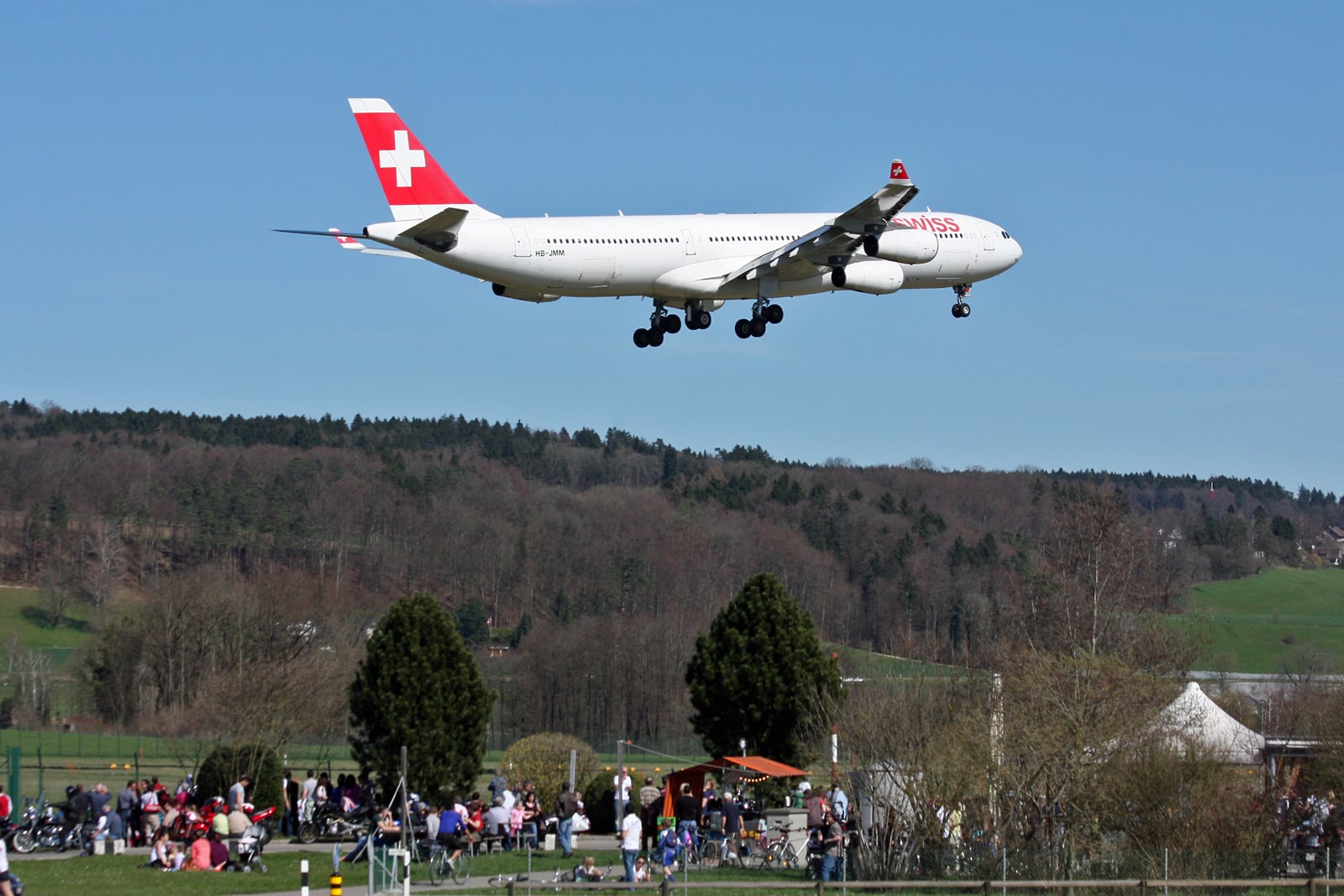 Swiss International Air Lines Airbus A340-313 HB-JMM
