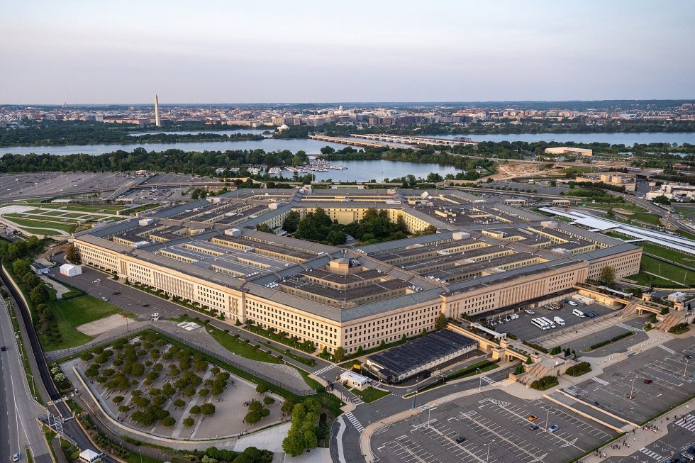 frank-kendall-on-hegseth-s-pentagon-migflug