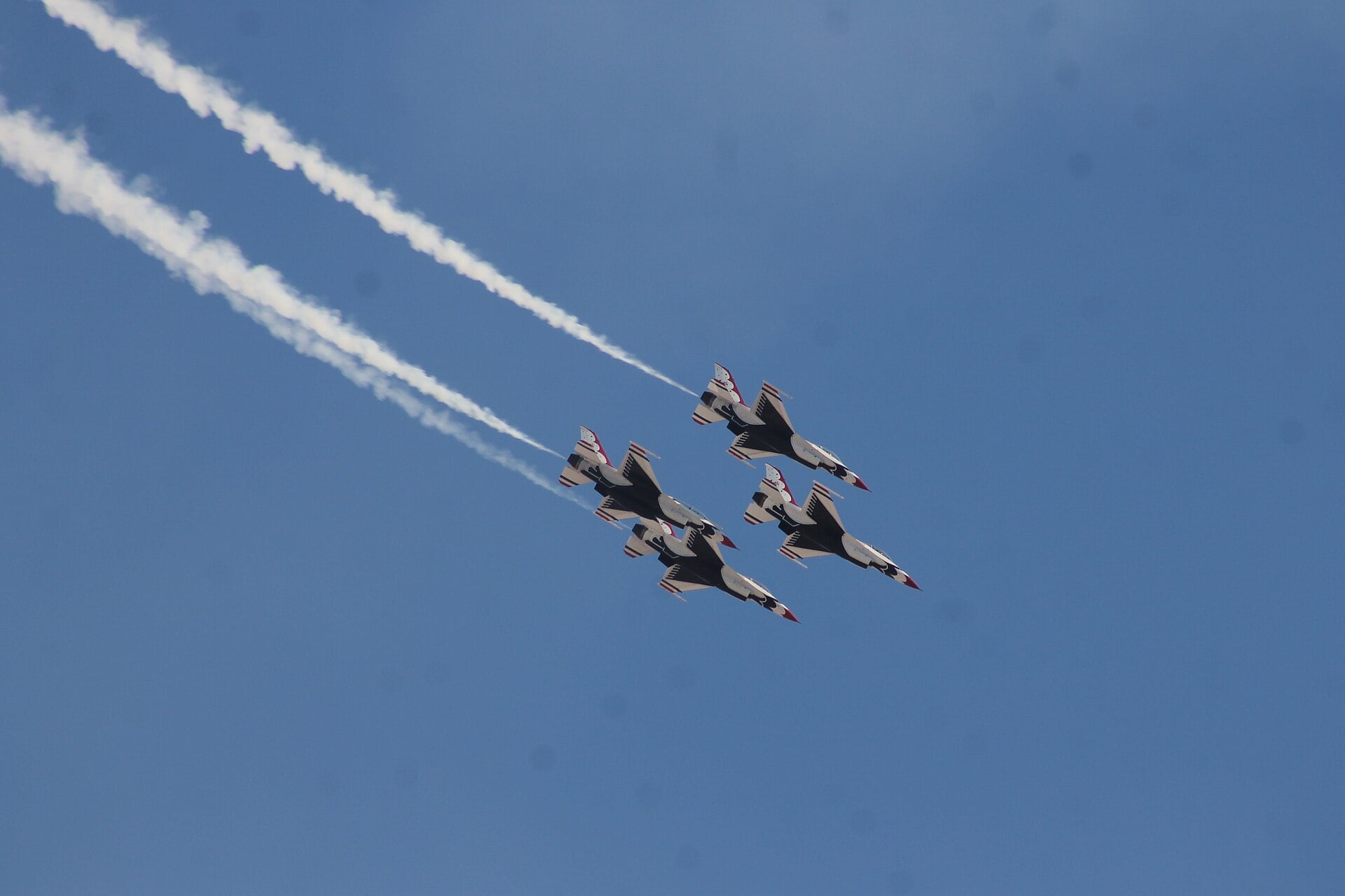 USAF Thunderbirds F-16 diamond formation Four USAF Thunderbirds F-16s in diamond formation at Aviation Nation 2019, Nellis Air Force Base