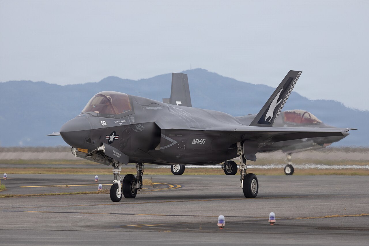 A US Marine Corps F-35B Lightning II of VMFA-533 taxiing at MCAS Iwakuni, Japan, on 5 September 2026