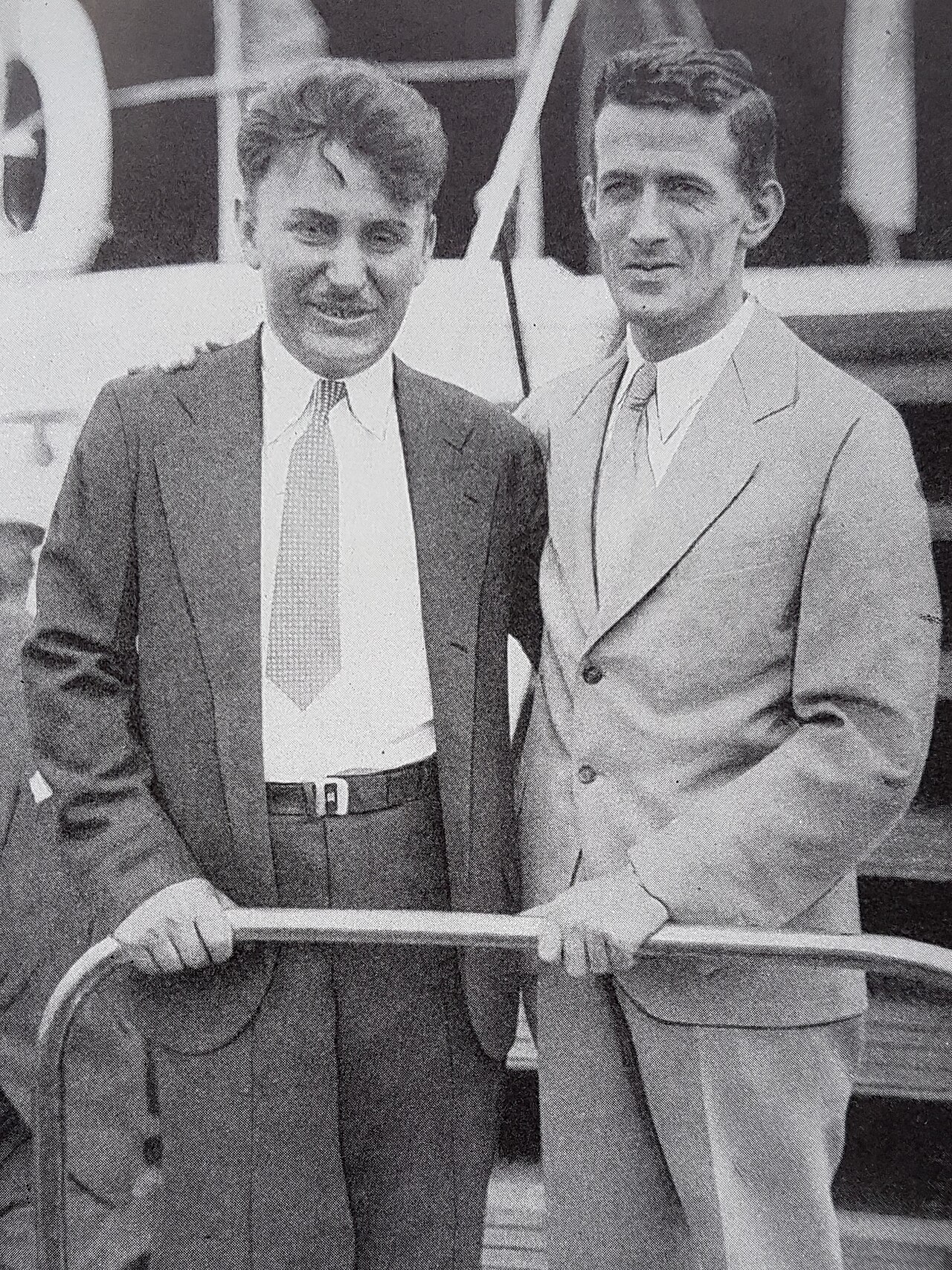Wiley Post et Harold Gatty après leur tour du monde en 1931