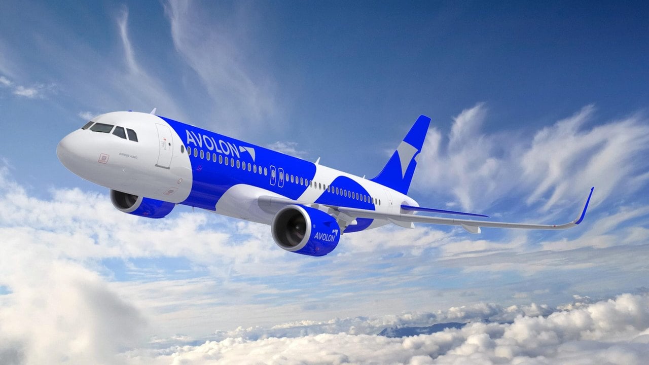 Rendering of an Airbus A320neo in Avolon house colours