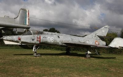 Dassault Étendard IV: France’s First Carrier Strike Jet