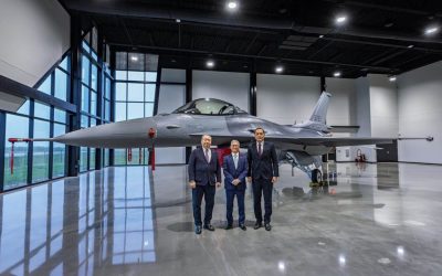 Taiwan F-16 Block 70: First Two Jets Land After Six Weeks in Hawaii
