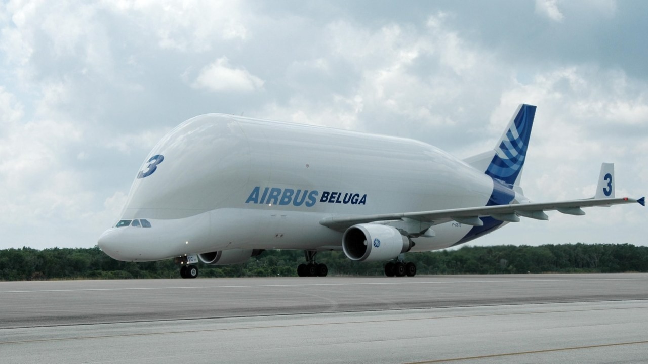 airbus-beluga-a300-600st-kennedy-space-center-2006-16×9