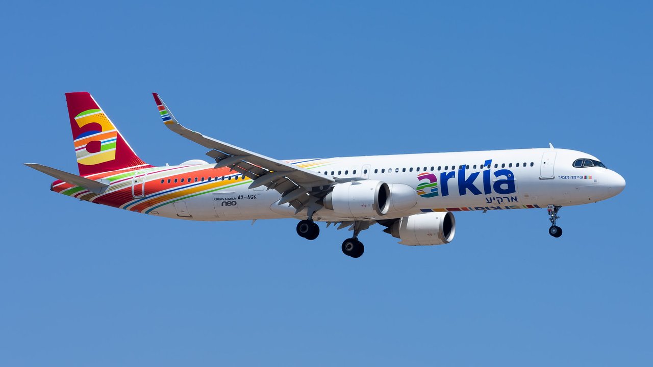 Arkia Airbus A321LR 4X-AGK in Arkia's multicoloured livery on final approach with its landing gear down