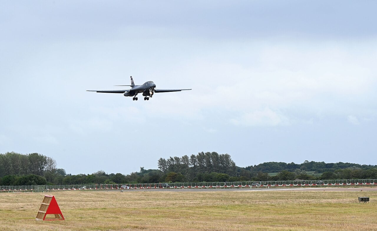 B-1B Lancer about to land at RAF Fairford