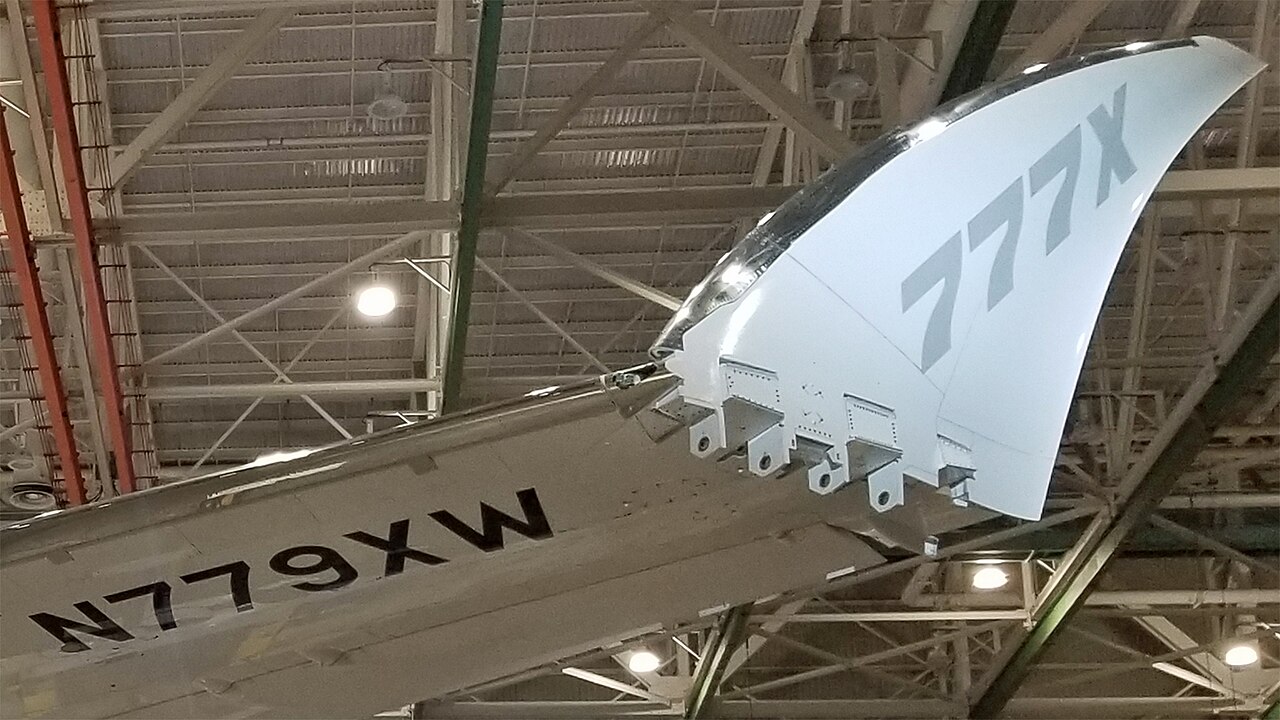 Folding wingtip of the Boeing 777X N779XW at its rollout