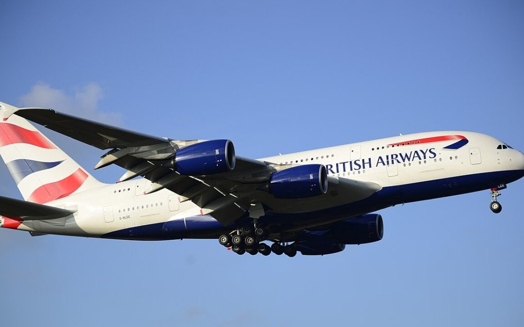 Holding Patterns Explained: Why Airliners Circle Before Landing