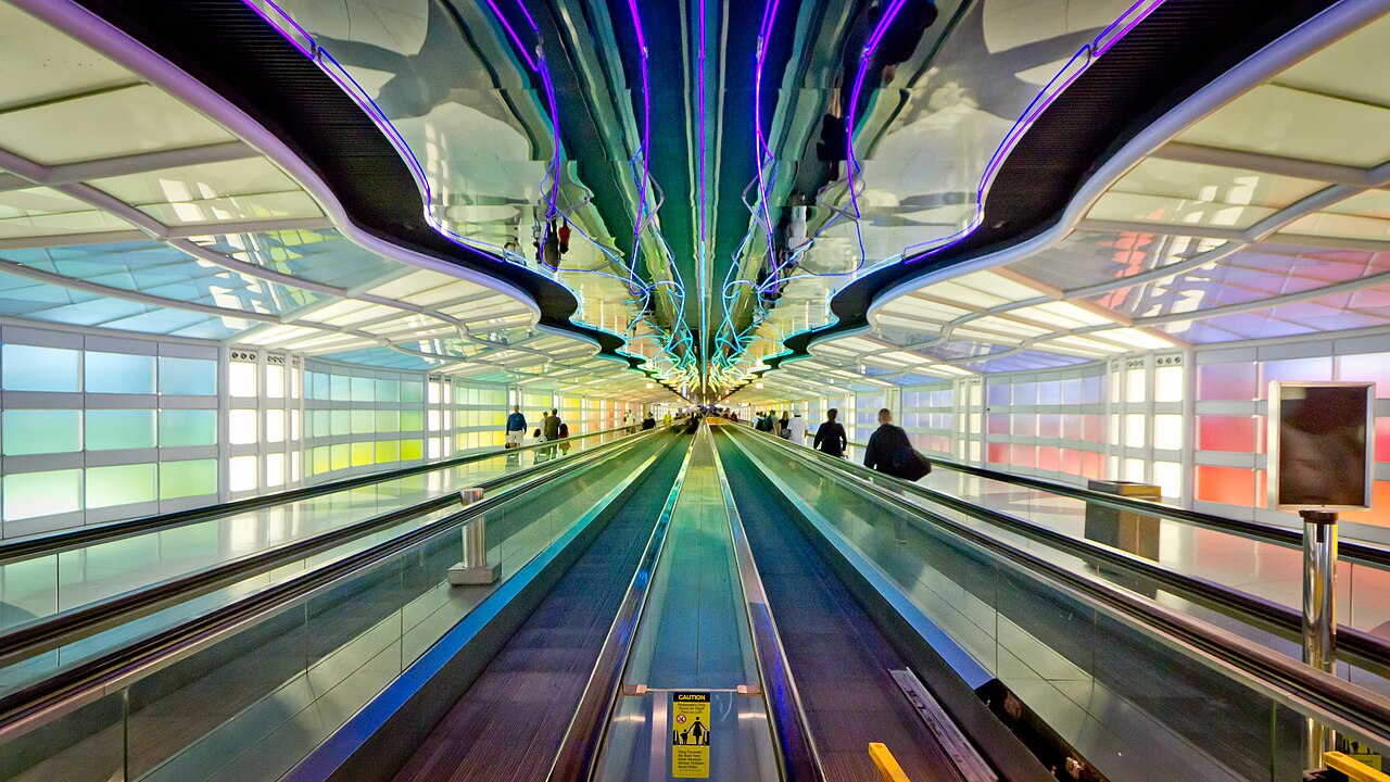 Passenger walkway at Chicago O Hare International Airport