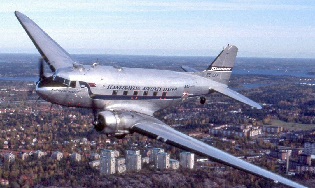 Douglas DC-3: The Airliner That Made Flying Pay for Itself