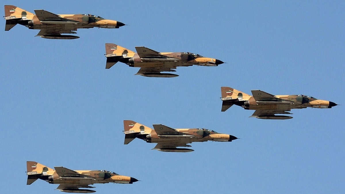 Formation of five Islamic Republic of Iran Air Force F-4 Phantom II jets