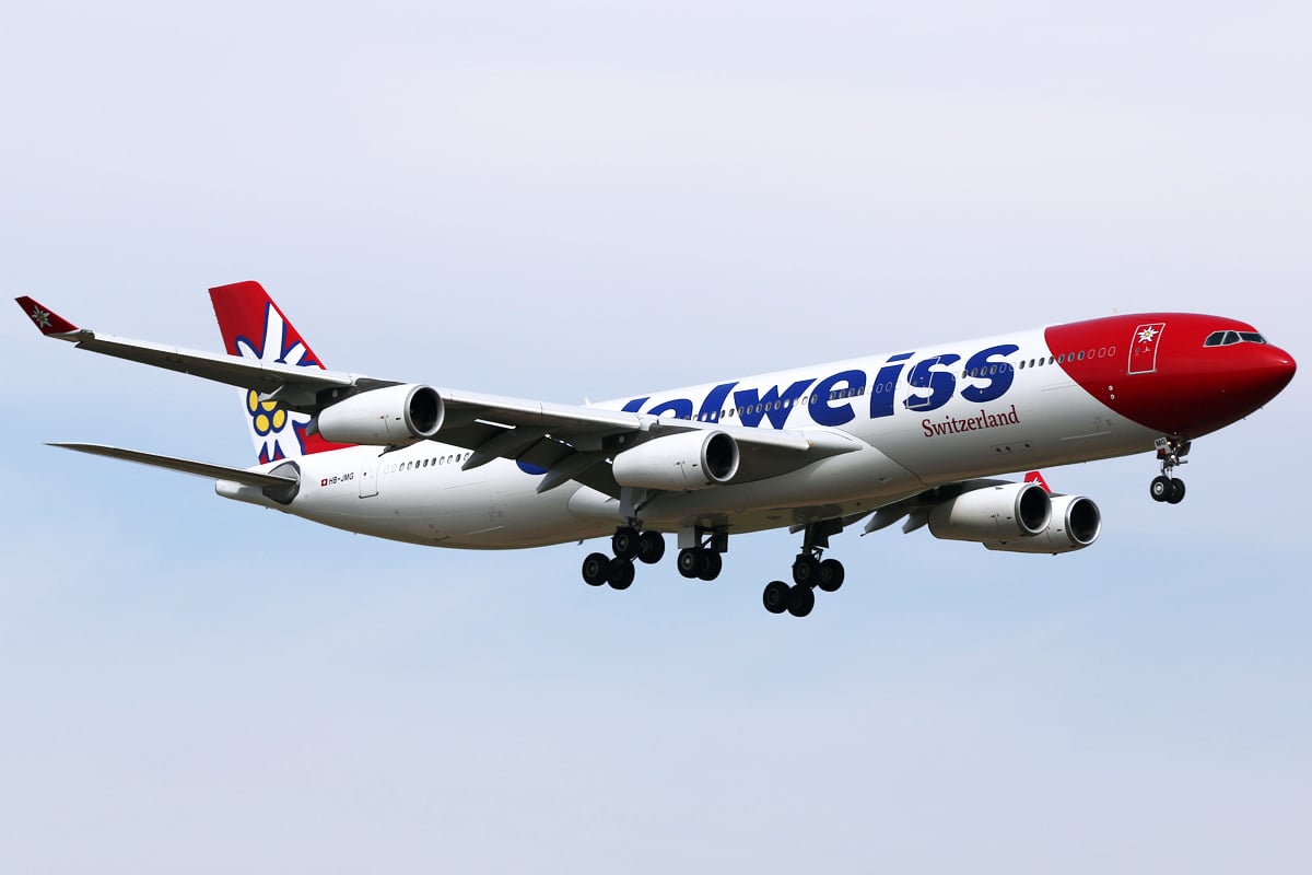 Edelweiss Airbus A340-300 on final approach at Zurich with all three main gear legs down