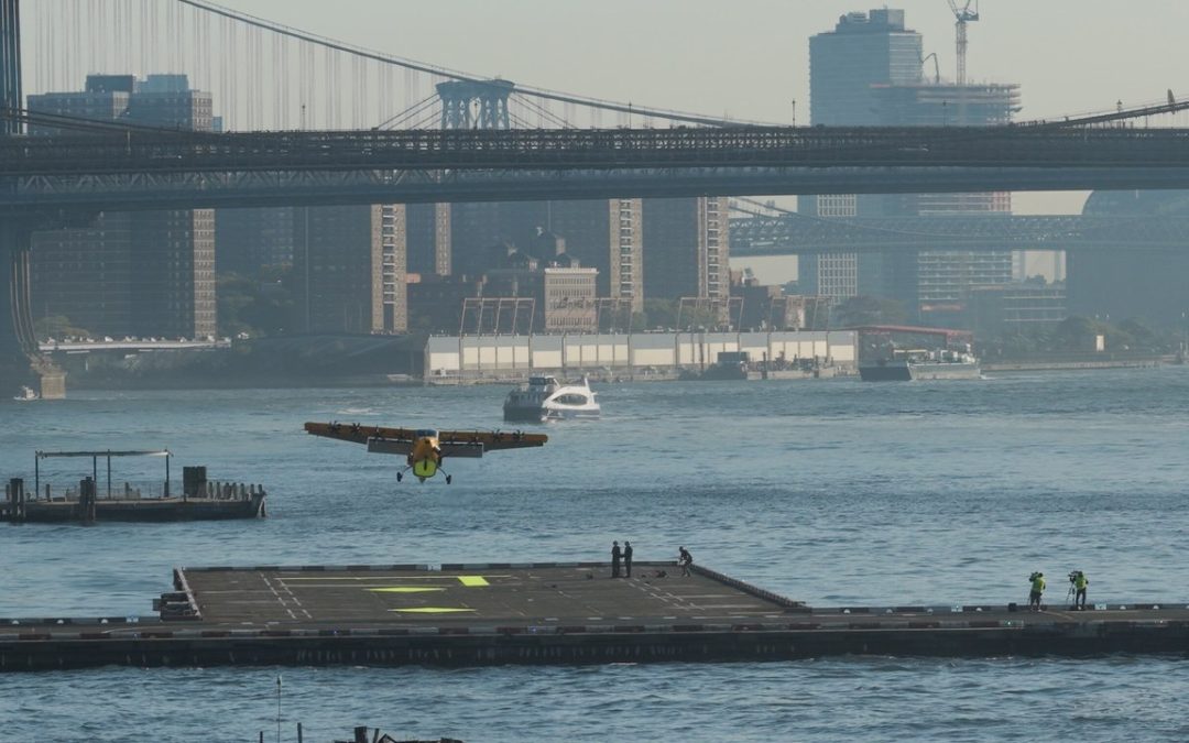 Electra EL2 Lands at Manhattan Heliport: No Runway Required