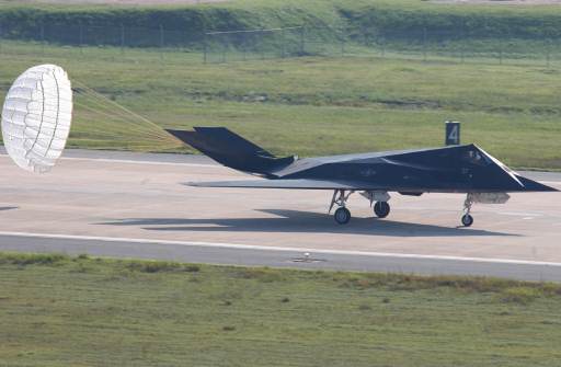 F-117 Nighthawk landing