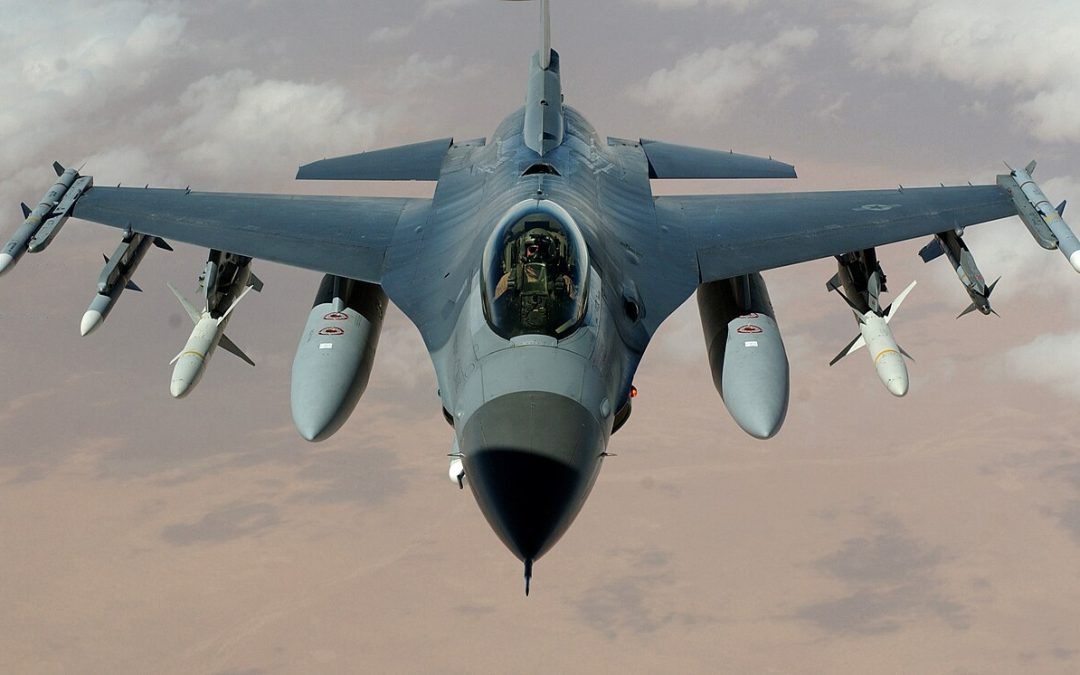 Drop Tanks Explained: Why Fighter Jets Throw Away Their Fuel Tanks