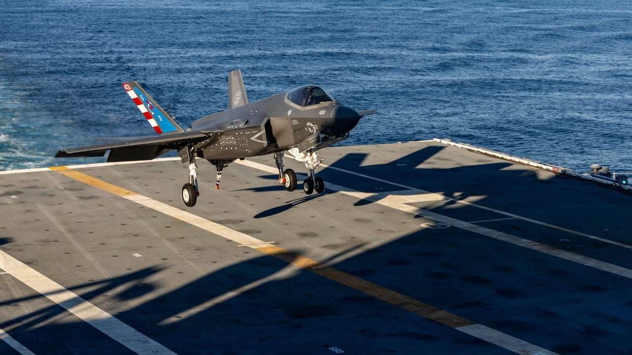 f-35c-first-arrested-landing-ford-class-john-f-kennedy-cvn-79 F-35C Lightning II of VX-23 about to land aboard the future USS John F. Kennedy (CVN 79)