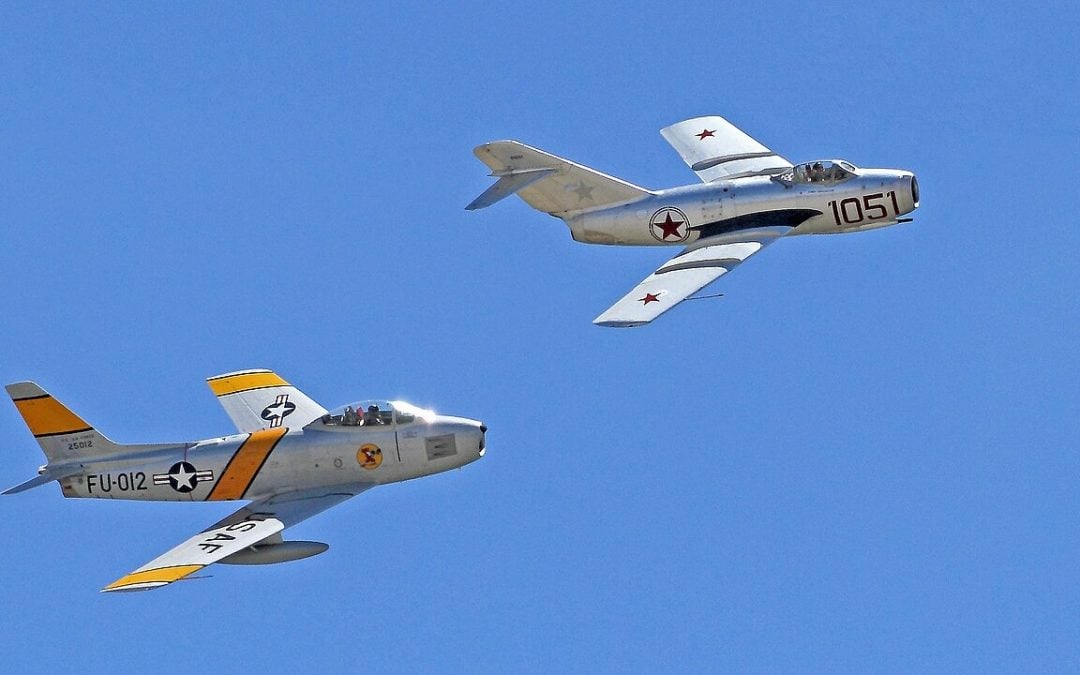 Swept Wings Explained: How Sweep Pushed Jets Toward Mach 1