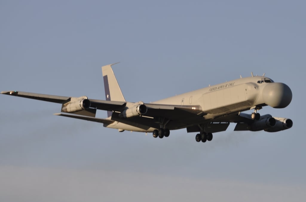 Cóndor: Chile’s Boeing 707 With a Radar for a Nose