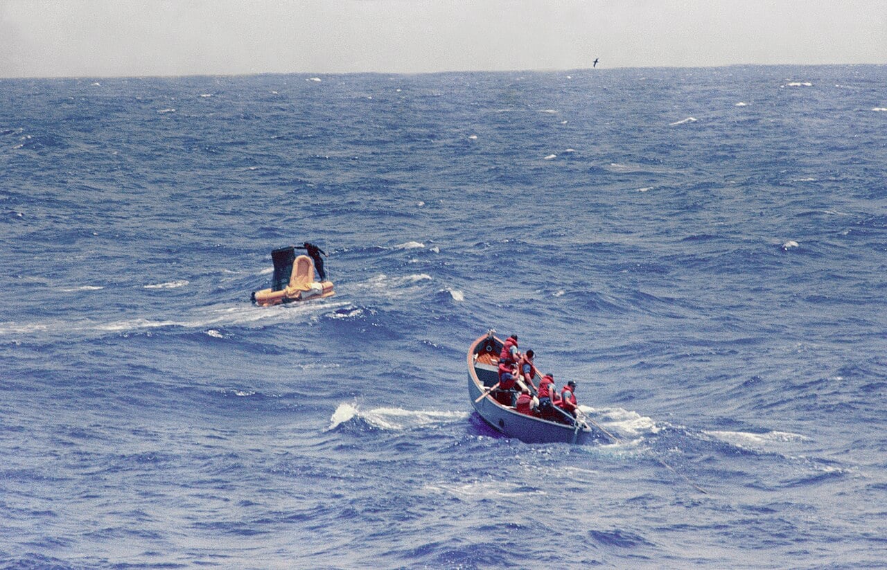 faith-7-gordon-cooper-recovery-uss-kearsarge-1963 Faith 7 capsule being recovered after Gordon Cooper splashdown, May 1963