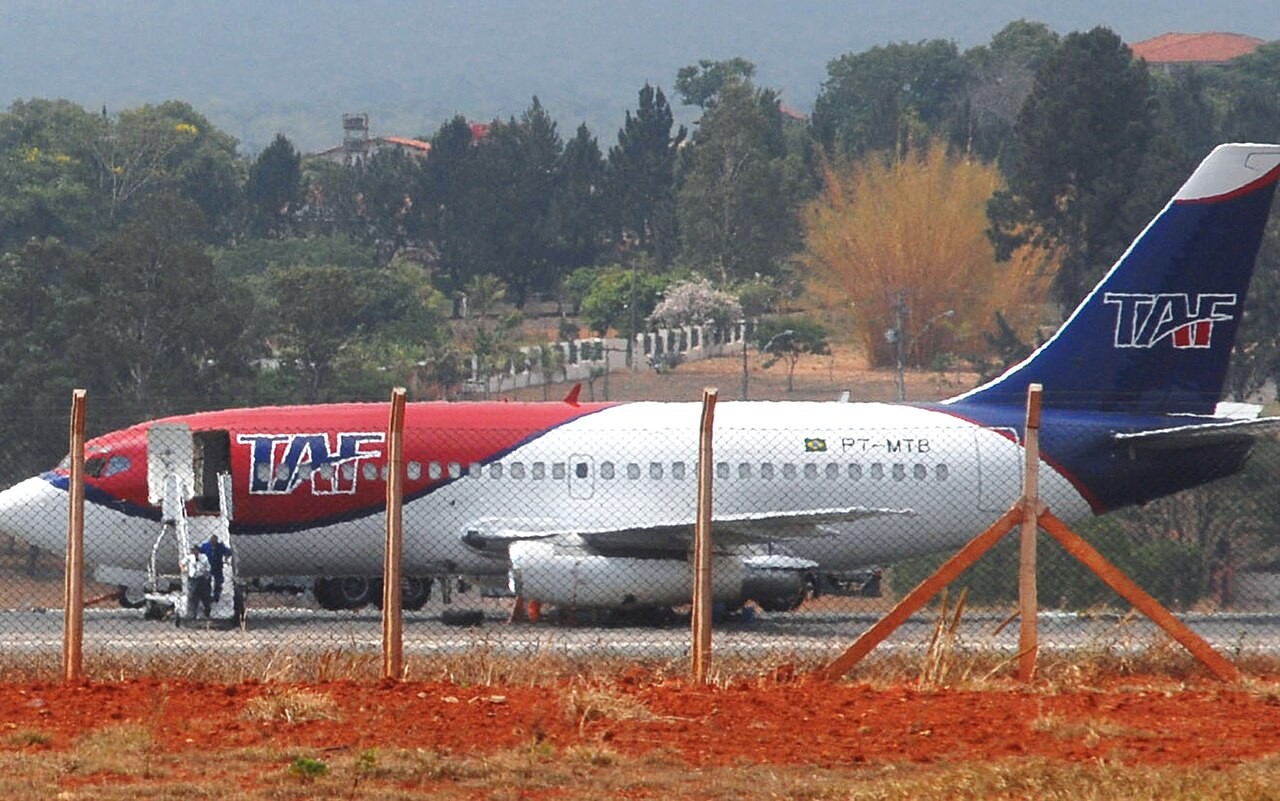 The former Landshut, Boeing 737-200 PT-MTB, in the red, white and blue colours of the Brazilian airline TAF Linhas Aereas in 2007