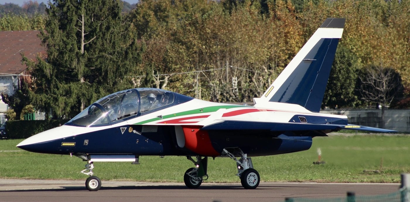 First Frecce Tricolori M-346 taxiing at Venegono