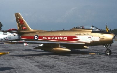 Golden Hawks: Canada&rsquo;s Gold Sabre Display Team Before the Snowbirds