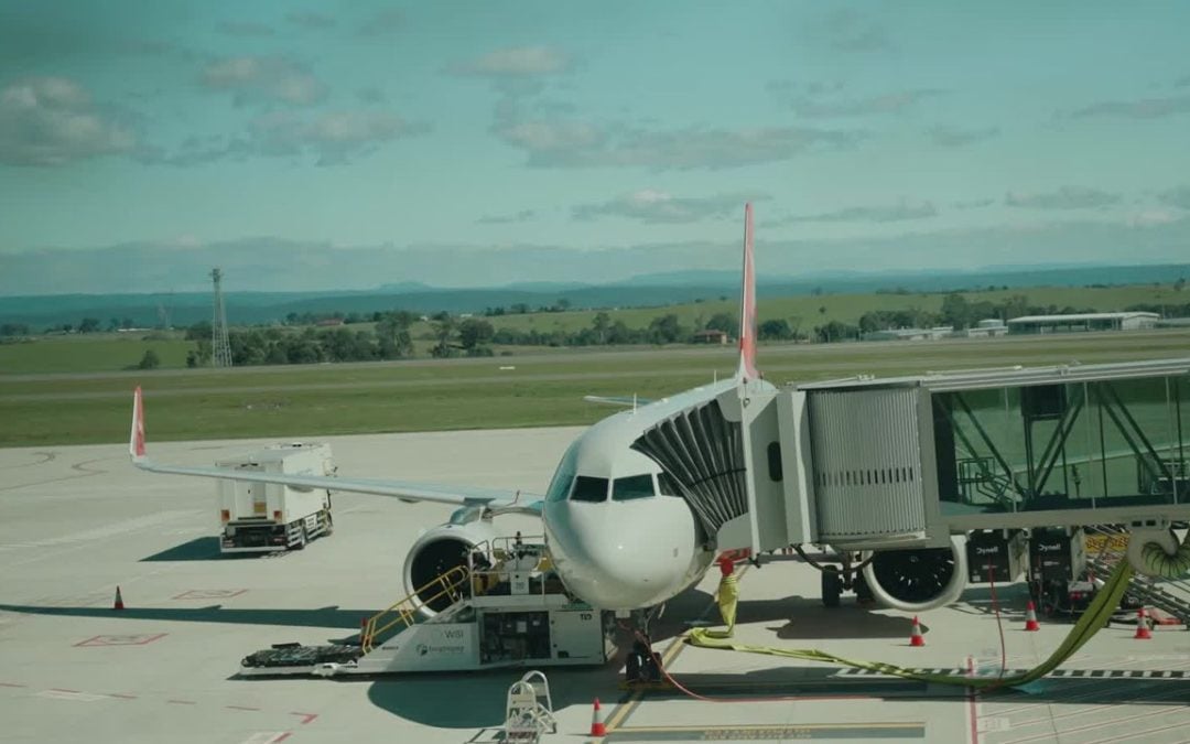 Western Sydney International Opens: First Jetstar Flight Takes Off