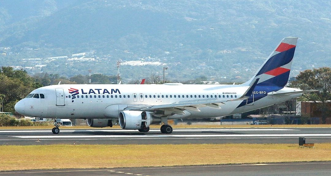 LATAM A320 Engine Fire in Lima: Passengers Off Before Take-off