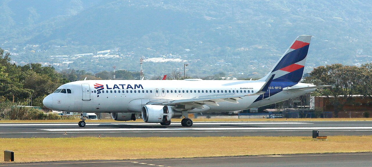 LATAM Airlines Airbus A320-214 CC-BFO in LATAM livery on the runway