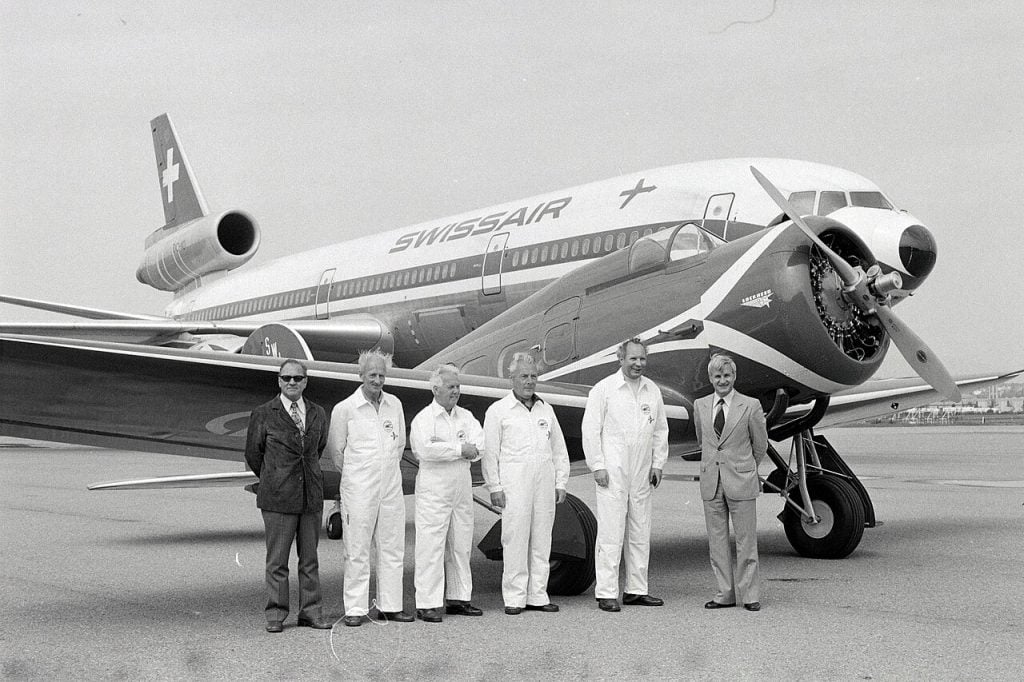 The restored Lockheed Orion with the Swissair volunteer restoration team in 1978