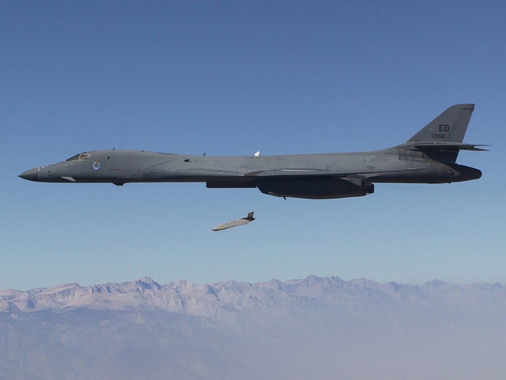 An LRASM prototype drops away from a B-1B Lancer during a 2013 flight test
