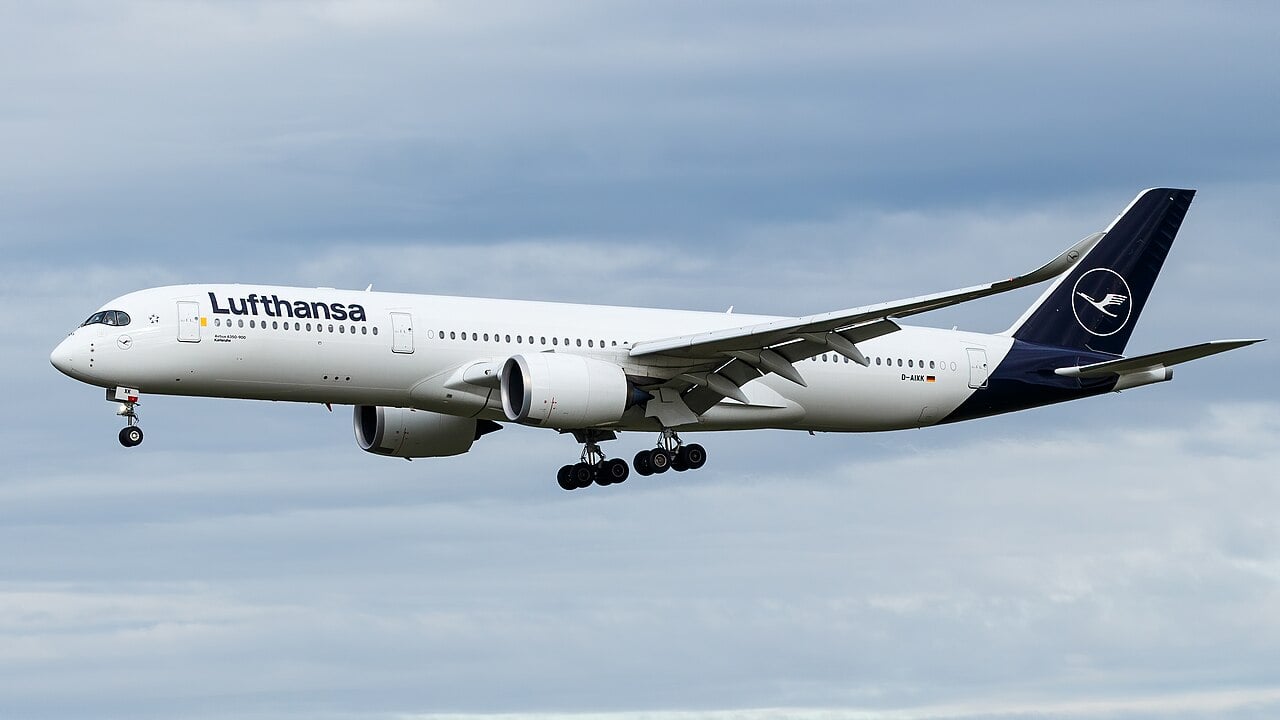 Lufthansa Airbus A350-900 D-AIXK at Munich Airport