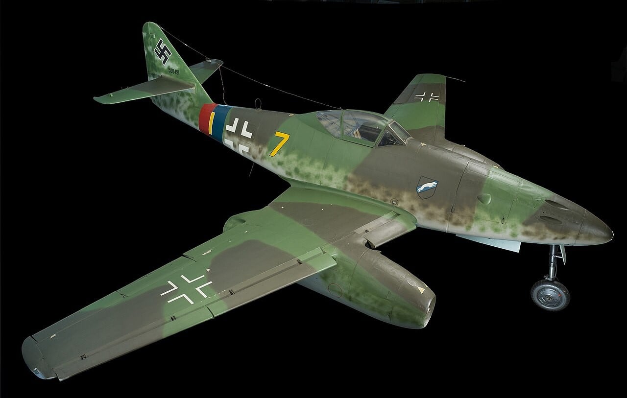Messerschmitt Me 262 A-1a Schwalbe jet fighter in green camouflage showing its slightly swept outer wings