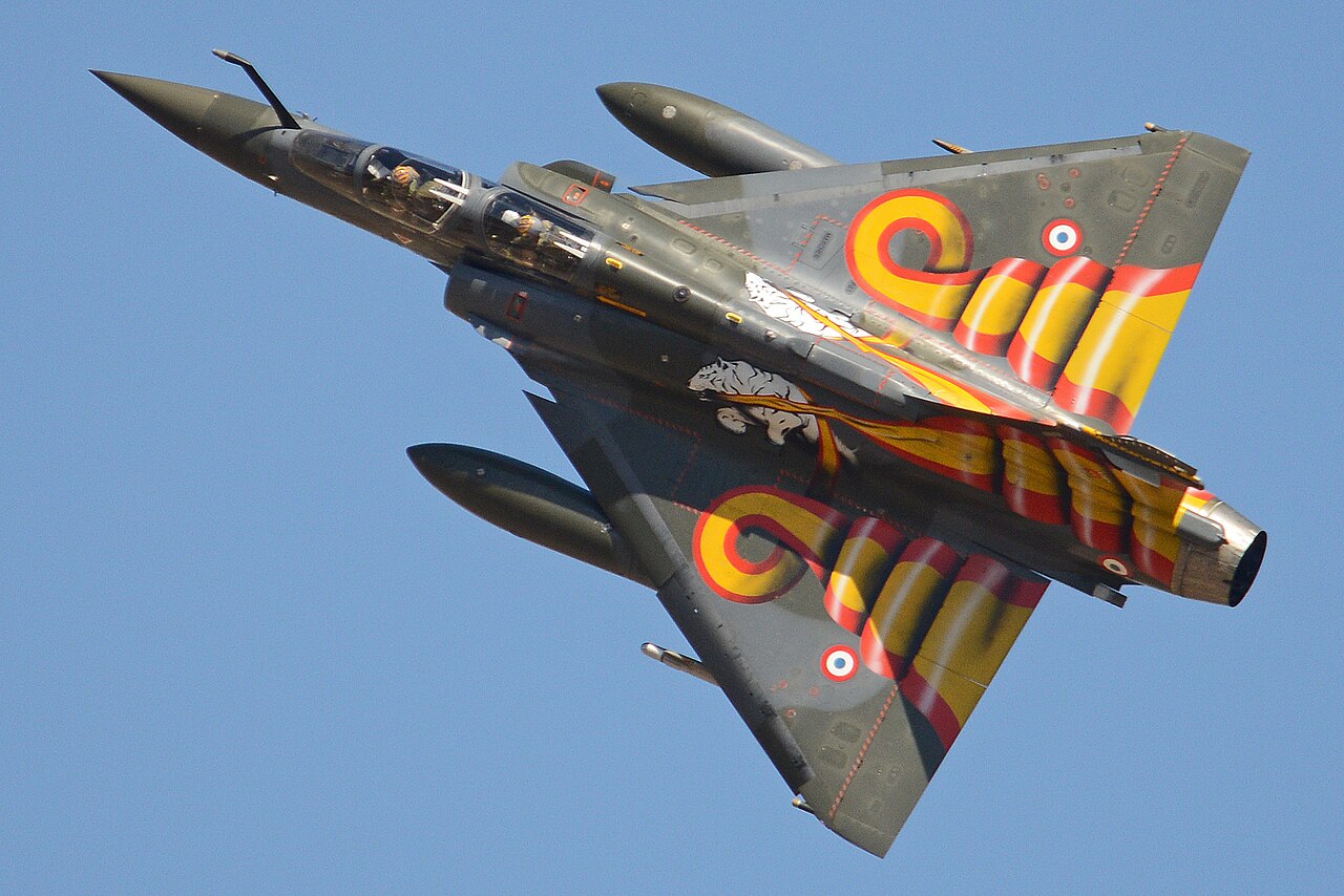 Mirage 2000D of test squadron ECE 01.030 at Mont-de-Marsan in tiger markings