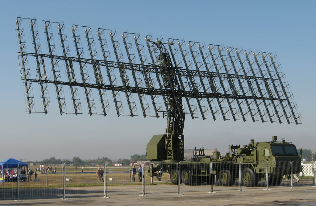 55Zh6ME Nebo-M VHF-band radar on a BAZ-6909 chassis