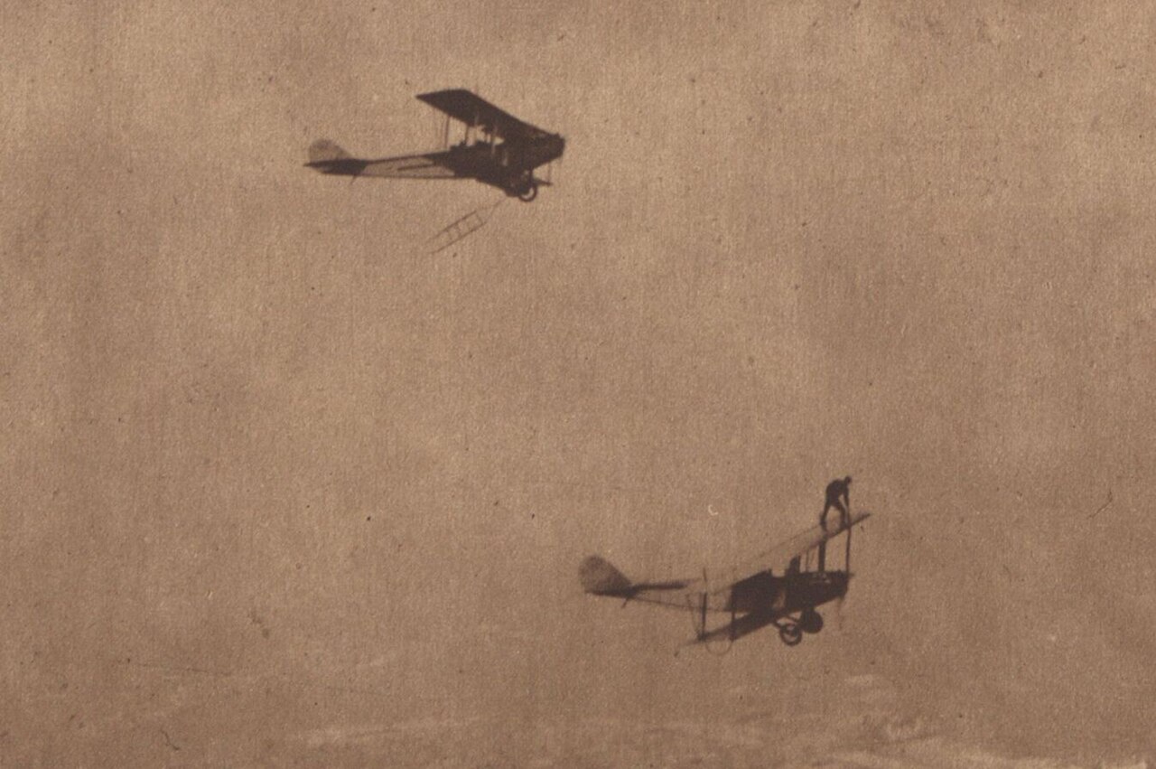 Ormer Locklear waiting for a mid-air plane change over Atlantic City