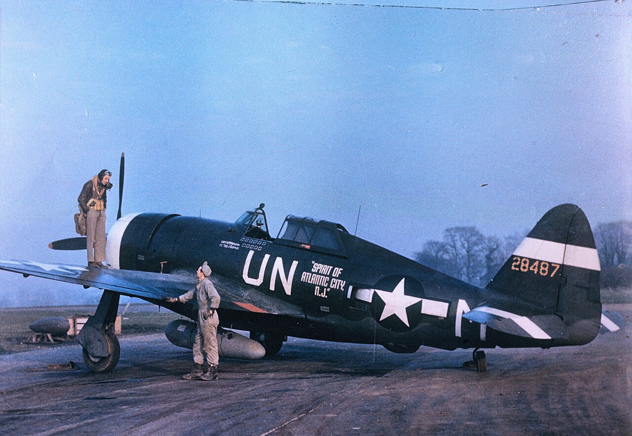 56th Fighter Group P-47D Thunderbolt 42-8487
