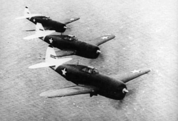 p-47d-thunderbolts-348th-fighter-group-new-guinea-1943 P-47D Thunderbolts of the 348th Fighter Group in flight over New Guinea, 1943